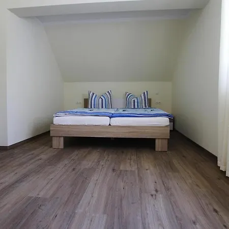 Hafenflair Am Plauer Plau am See